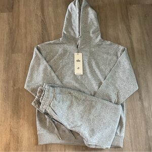 ALO Yoga Gray Hoodie and Sweatpants Set